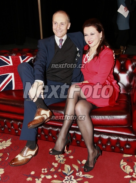 7100 Dana Moravkova Josef Carda