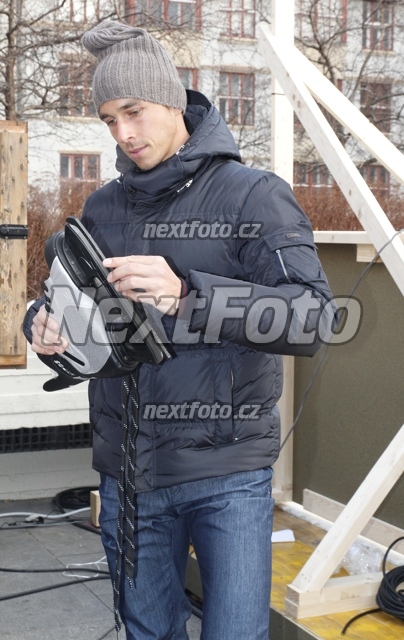 8232 Lukas Rosol