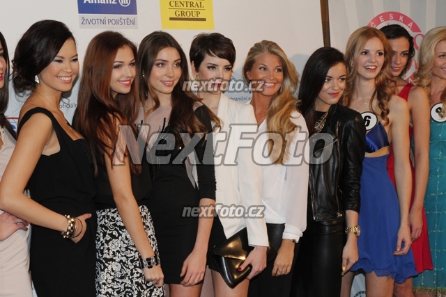 7983 Gabriela Kratochvilova Monika Leova Lucie Kovandova Jitka Valkova Hana Verna Denisa Domanska Kamila Bezpalcova