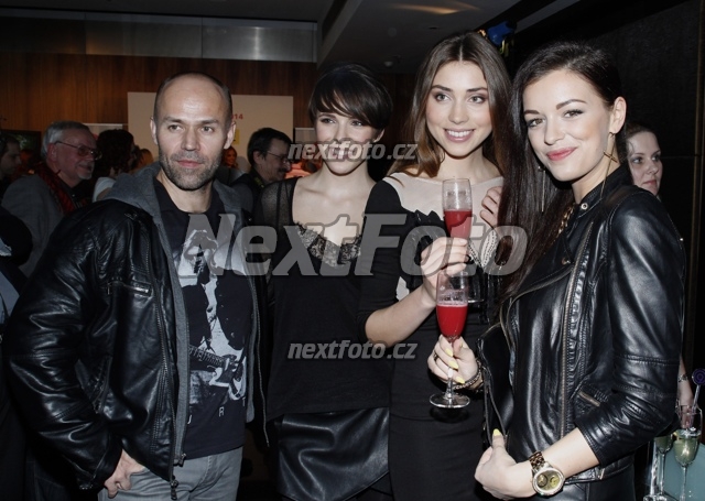 8013 Jitka Valkova Miroslav Cipra Denisa Domanska Andrea Kabicka