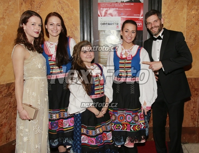 0157 Andrea Kerestesova Mikolas Ruzicka