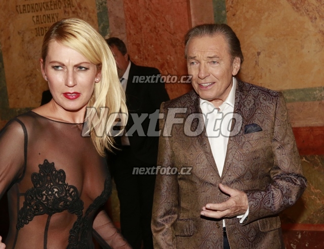 0201 Karel Gott