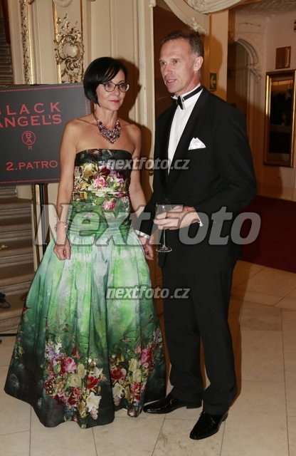 3442 Dominik Hasek Libuse Smuclerova