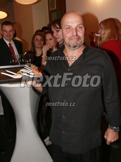 4710 Zdenek Pohlreich
