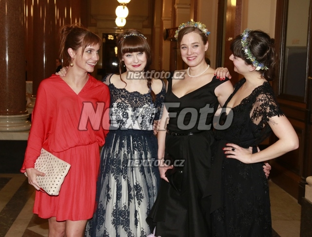 9135 Hana Vagnerova Jenovefa Bokova Kristyna Liska Bokova