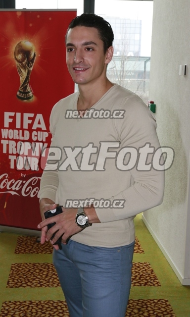 2352 Michal Hrdlicka