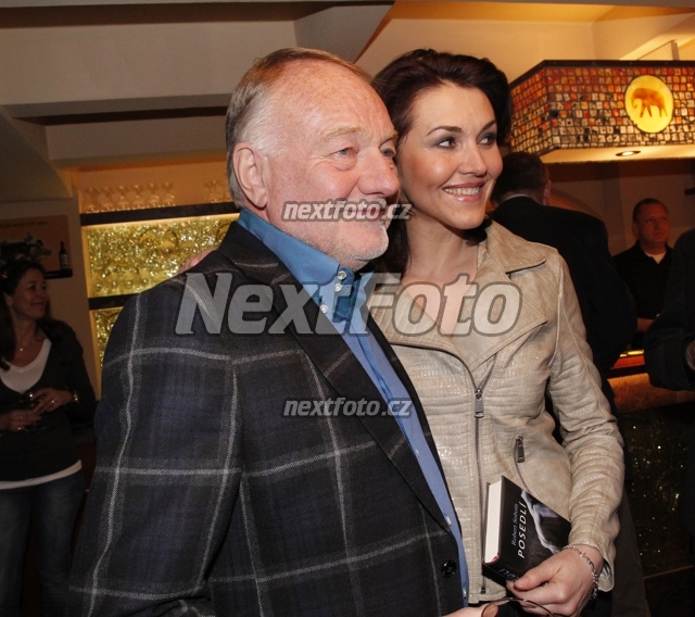 9150 Paula Wild Pavla Novakova Ludek Sobota