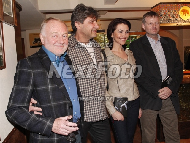 9183 Robert Sobota Ludek Sobota Jiri Babica Paula Wild Pavla Novakova