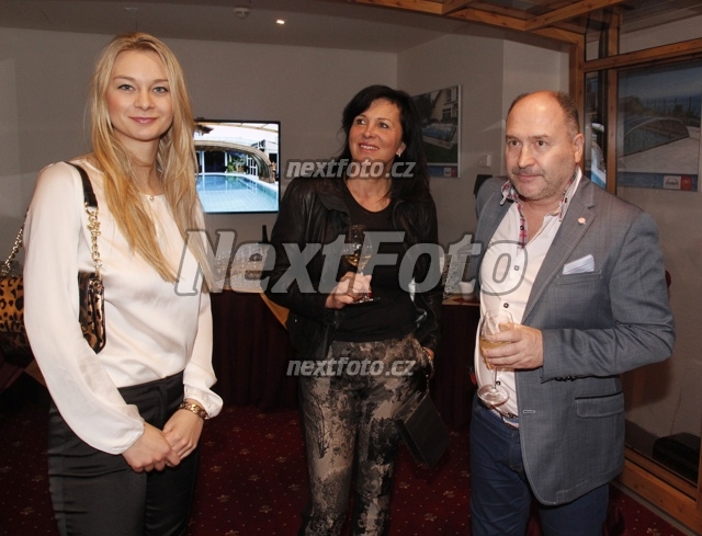 4302 Michal David Marcela Davidova Barbora Mottlova