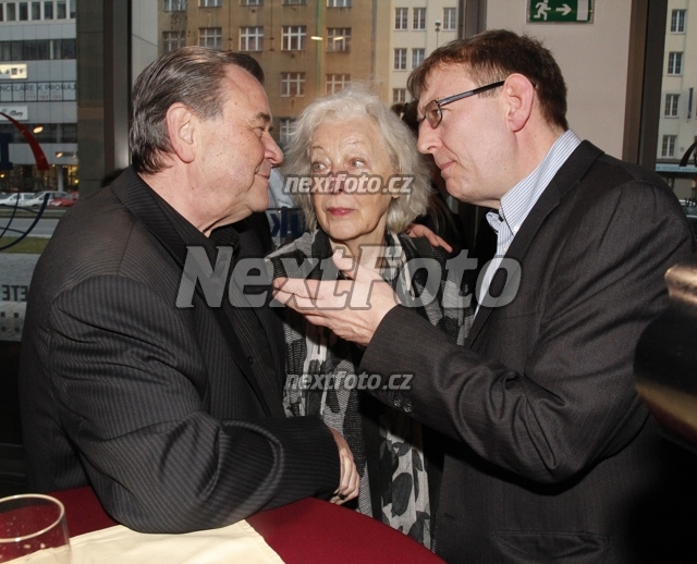 4319 Vaclav Postranecky Kveta Fialova Jiri Hromada