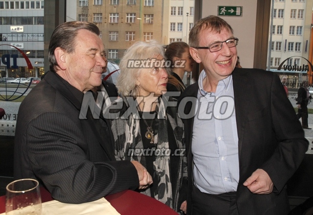 4322 Vaclav Postranecky Kveta Fialova Jiri Hromada