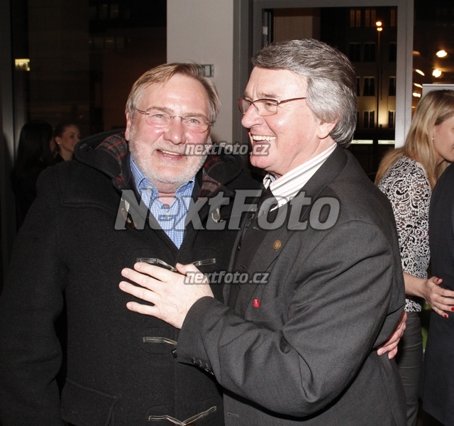 4562 Vlastimil Harapes Jiri Stepnicka