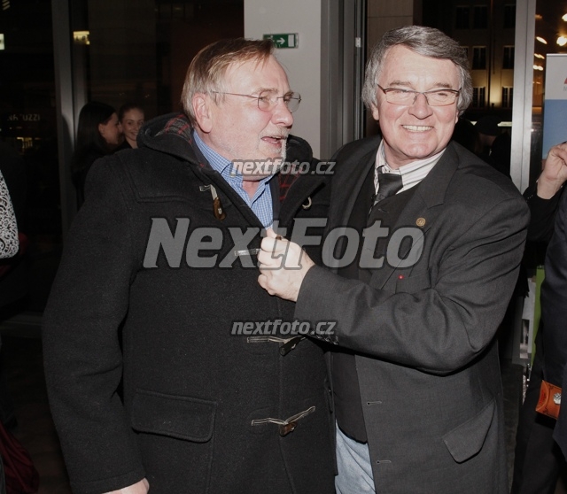 4571 Vlastimil Harapes Jiri Stepnicka