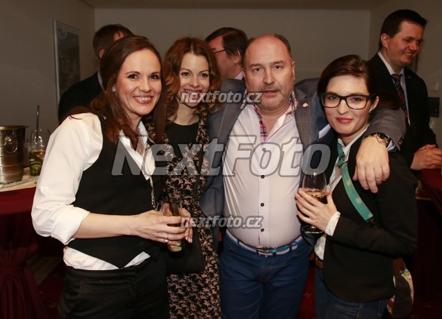 5417 Michal David Lucie Bergerova Hana Holisova Kristyna Malerova Podzimkova