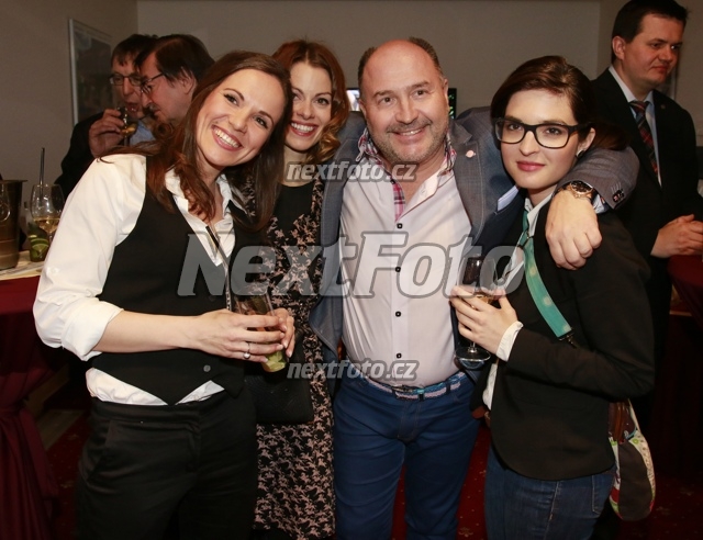 5423 Michal David Lucie Bergerova Hana Holisova Kristyna Malerova Podzimkova