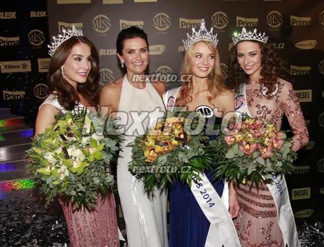 9171 Gabriela Frankova Tereza Skoumalova Nikola Buranska Michaela Malacova