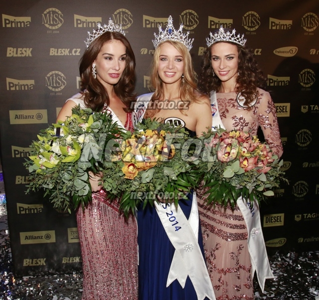 9187 Gabriela Frankova Tereza Skoumalova Nikola Buranska