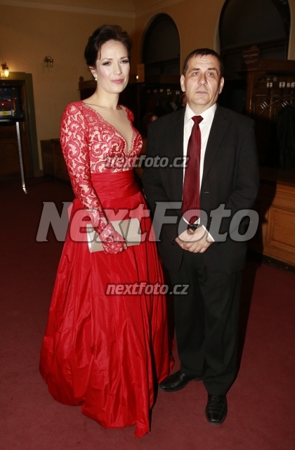 0975 Petr Kracik Tereza Kostkova