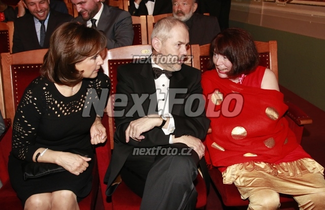 1040 Veronika Freimanova Marek Eben Marketa Fiserova
