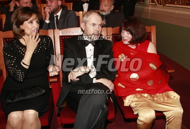 1043 Veronika Freimanova Marek Eben Marketa Fiserova