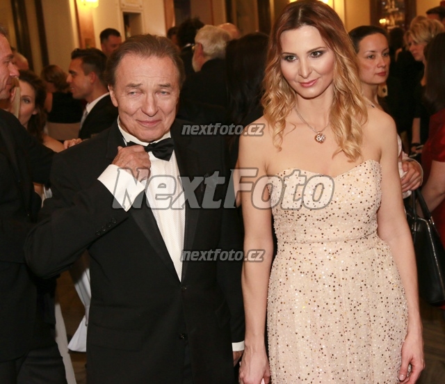 2305 Karel Gott Ivana Gottova