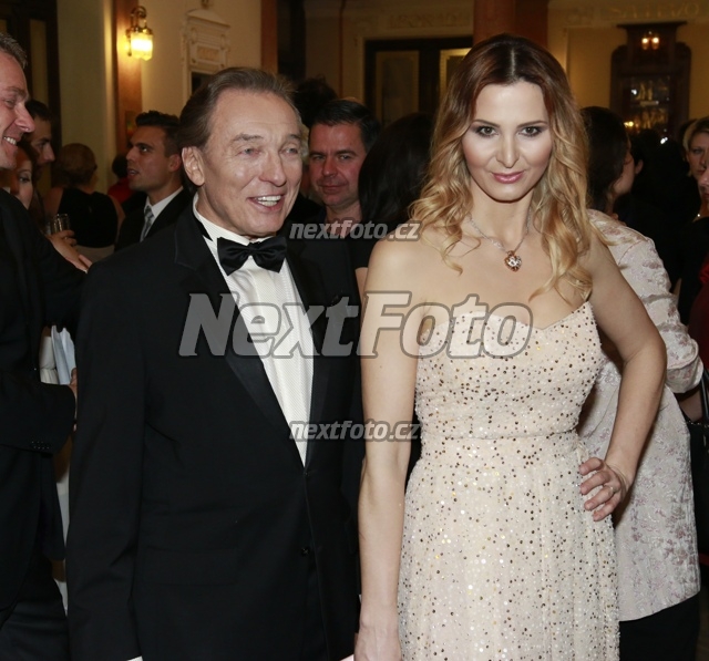 2313 Karel Gott Ivana Gottova
