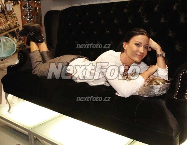 1148 Gabina Partysova