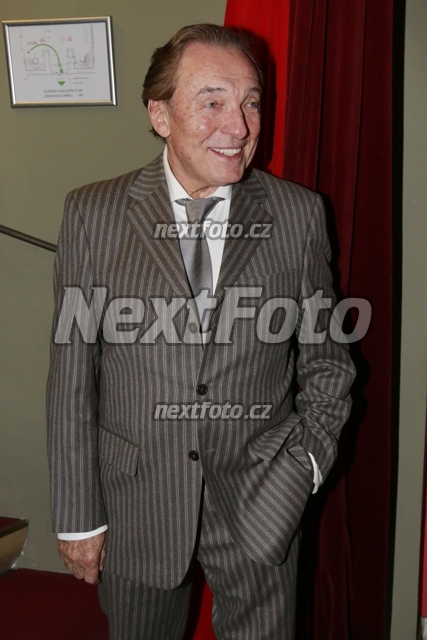 3434 Karel Gott
