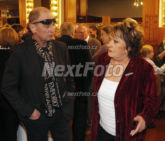 5925 Michal Pavlata Jirina Bohdalova