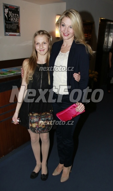 6636 Sabina Laurinova Valentyna Vojtkova