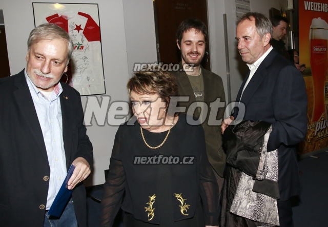 7087 Jirina Bohdalova Marek Ciccotti Zdenek Zelenka