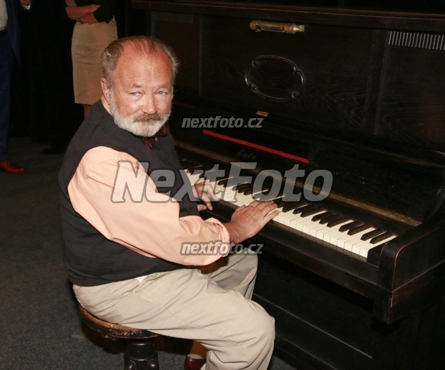 6200 Rudolf Hrusinsky