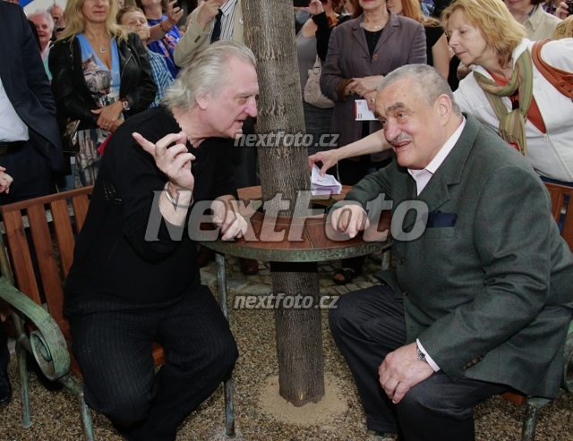 0253 Karel Schwarzenberg Borek Sipek