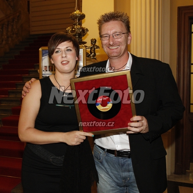 3619 Tereza Cernochova Marek Cernoch