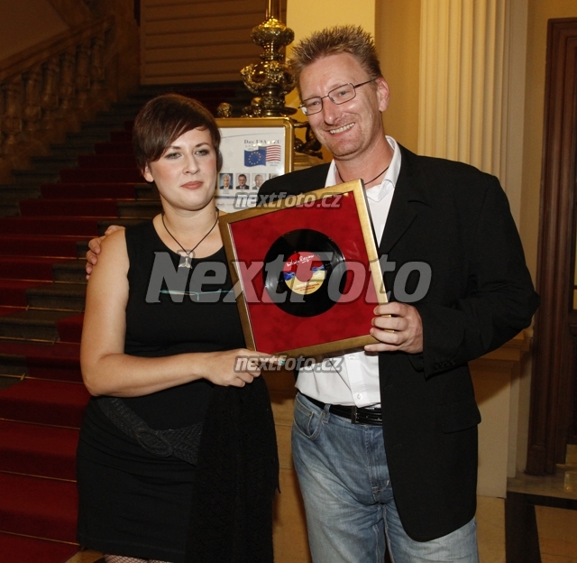 3627 Tereza Cernochova Marek Cernoch
