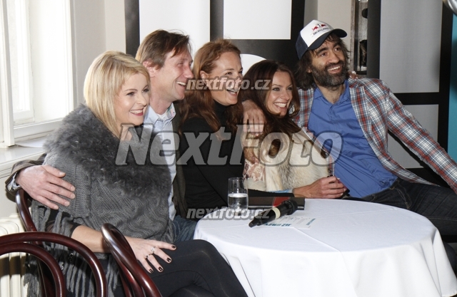 6035 Iveta Bartosova Jan Antonin Duchoslav Marketa Hrubesova Alice Bendova Jakub Kohak