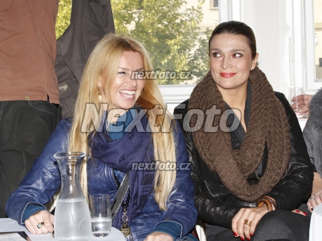 6191 Mahulena Bocanova Zuzana Strakova