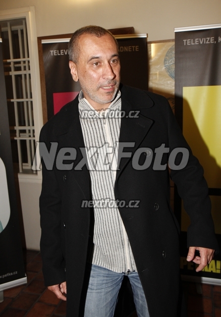 6395 David Sucharipa