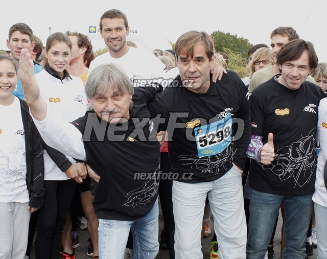 5658 Pavel Soukup Miroslav Etzler Denisa Domanska