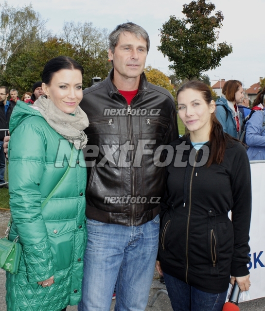 5735 Jan Zelezny Gabina Partysova Eva Decastelo