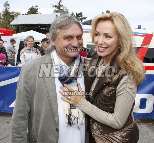 5740 Pavel Soukup Katerina Brozova