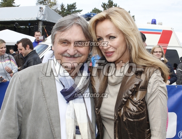 5751 Pavel Soukup Katerina Brozova