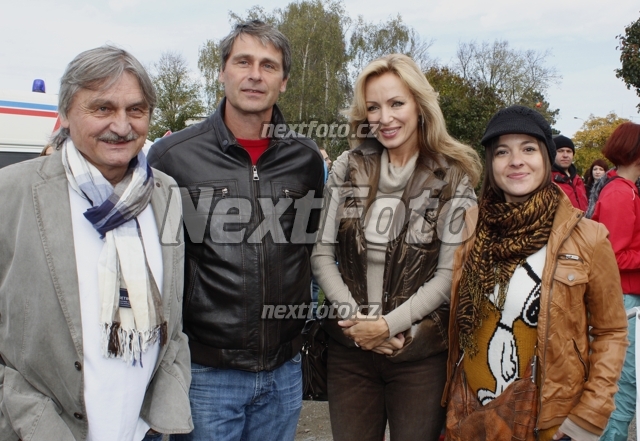 5754 Jan Zelezny Pavel Soukup Katerina Brozova Kristyna Janackova