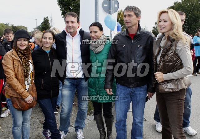 5785 Jan Zelezny Gabina Partysova Eva Decastelo Kristyna Janackova Katerina Brozova