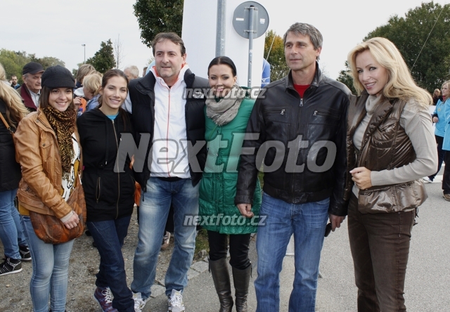 5786 Jan Zelezny Gabina Partysova Eva Decastelo Kristyna Janackova Katerina Brozova