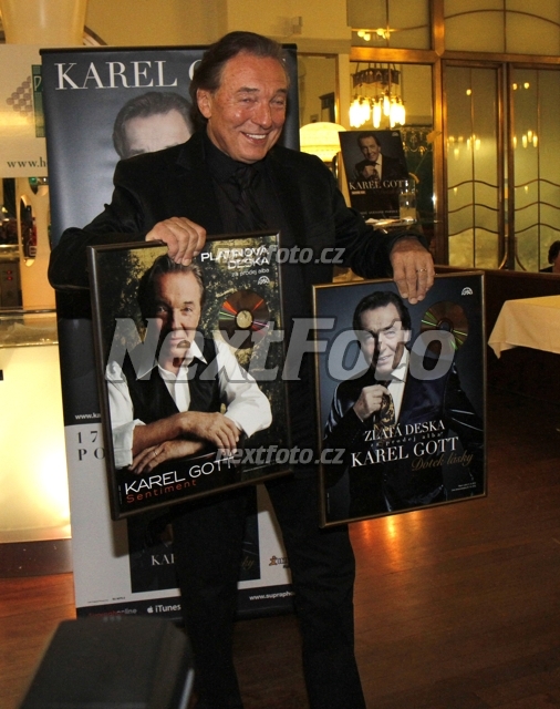 9479 Karel Gott