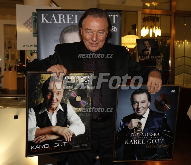 9485 Karel Gott