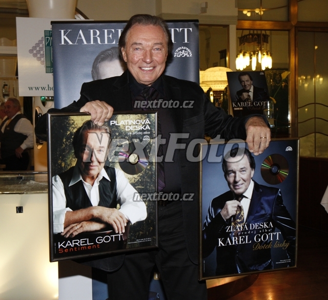 9488 Karel Gott