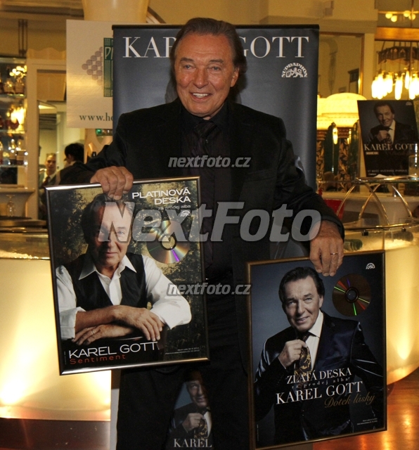 9495 Karel Gott