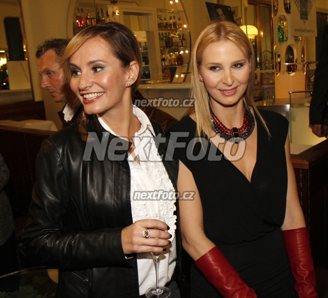 9526 Ivana Gottova Monika Absolonova